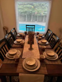 Family vacation home with Pool-Toronto - Image 3
