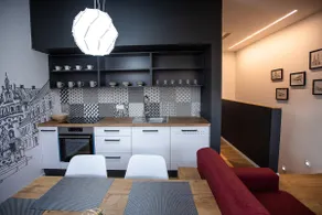 ☆Postcard City Apartment☆ 2BR w/P, AC - Image 3