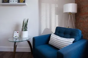 Renovated Brownstone – Ideal Location for Families - Image 3