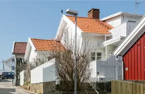 Archipelago dream on Klädesholmen - Image 3