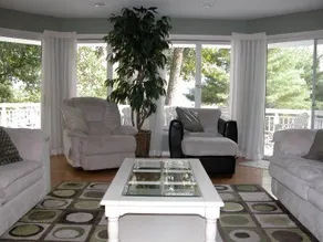 Majestic waterfront retreat on lake Monroe - Image 3