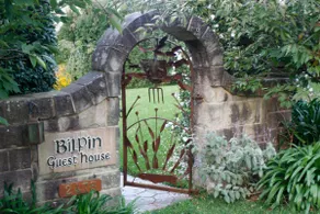 Bilpin Guest House “Cozy Cabin” - Image 2