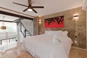 The Fancy One 〰️ Private Rooftop Pool 〰️ 3BR 3BA - Image 5