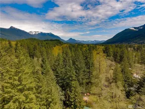 HGTV Featured Pyramid Place | Cabin in the Woods - Image 5