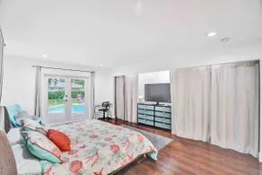Beautiful Jewel in Miami Gardens w/Heated Pool - Image 5