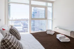 RENT4REST LISBONA EXPO APTO 17 �� PIANO CON VISTA RIO - Image 3