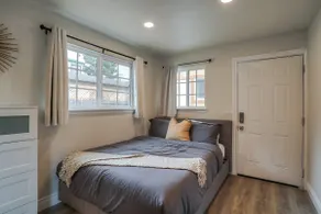Mountain View Studio~detached ADU~Googl - Image 3