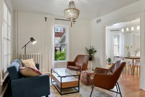 ★Cozy stylish house★ Walk to lakes - Sleeps 10. - Image 3