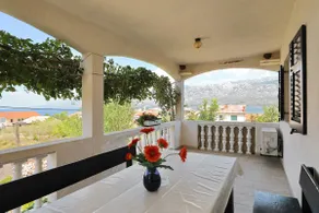 App with amazing sea view, pool & gym 2 - Image 3