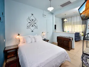 Amirim Nofesh Neeman - the mulberry Suite - Image 5