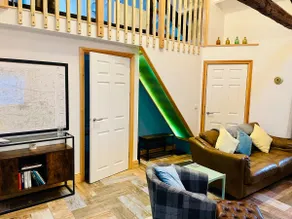Cosy Cottage ideal for Explorers & City Escapers - Image 5