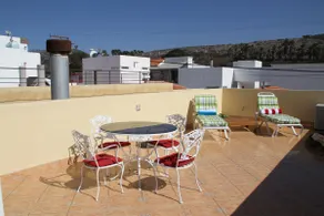 Luxury Retreat - Image 3