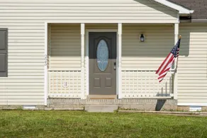 *I-24* Entire Home near Fort Campbell, KY - Image 3