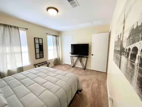 Cozy & Convenient 3 Bedrooms Plus Sleeper Sofa - Image 5
