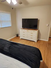 Cozy 3 bedroom/1 bathroom home - Image 4