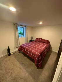 Amazingly Simple 2 Bedroom/1 Bathroom BASEMENT - Image 5