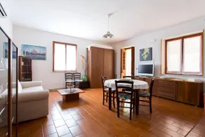 The Home Front - Image 5
