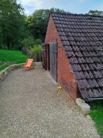 Family-friendly apartment with south terrace on our sunny horse farm - Image 2