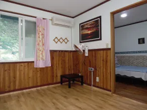 Forest House - Image 3
