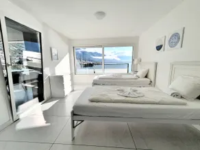 Amazing Lake View 4* Apt. 703 Air-Conditioned - Image 2