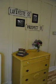 Ruth's Retreat - cozy & close to it all! - Image 2