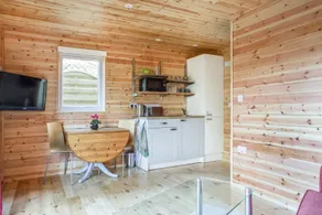 Leotie - cozy peaceful cabin with free parking - Image 3