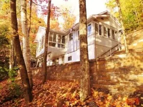 Magnifique updated lakefront chalet (CITQ #300310) - Image 2