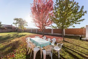 Chalet with garden, barbecue and pool in Logroño - Image 2