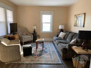 Clean and cozy home close to downtown Appleton - Image 5