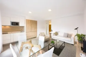 Plaza de La Feria Premium Apartments - Image 2
