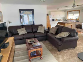 Waterfront home with private jetty - Image 3