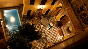 18-person Ruid hotel with swimming pool, 360° view and parking lot - Image 4