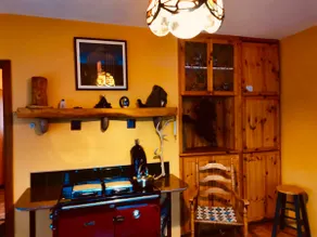 Home away from Home, House of the Three Oaks - Image 3