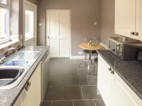 Bannister Cottage - Image 5