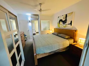 Apartment in Palm Cove - Image 3