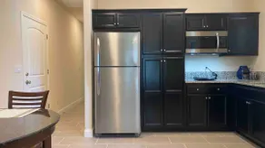 Private Guest Home | Hotel Bed | Washer/Dryers - Image 5