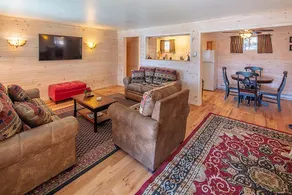 White Pine at Pinecone Lodge - Image 4