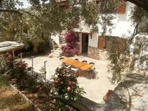 Villa 140m² 3 beds 3 bathrooms living room 3 verandas pergola - Image 3