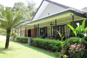 Kenanga Villa - Modern Living in the Village - Image 2