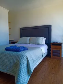 Feel at home and enjoy (1106) - Image 3