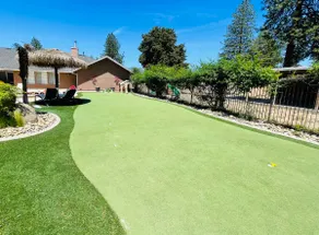 Private mountain retreat with pool and mini-golf - Image 4