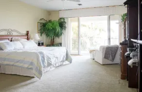 Stunning Intracoastal Beach Home w/Boat Dock - Image 4