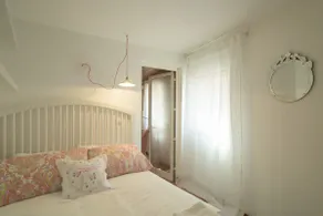 Light Filled Apartment near Chiado, By TimeCooler - Image 5