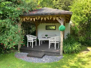 The Barn - Peaceful village detached barn retreat - Image 3