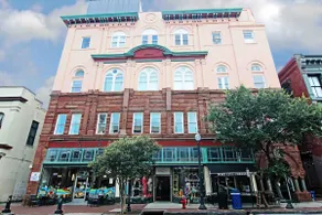 Chez Vous - Historic Downtown Loft - Image 2