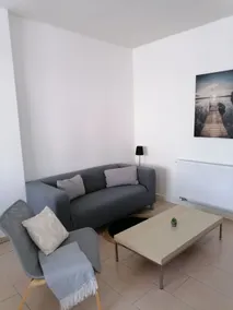 House Morgentau centrally located with garden - Image 2