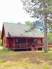 “Rustic Feel” Log Cabin In The Country - Image 3