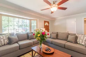 Luxury Location and Convenience with a Hot Tub - Image 3