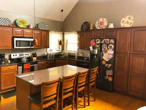Gorgeous farmhouse in the heart of the Fingerlakes - Image 3