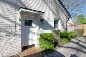 Walk to Downtown Franklin, Plenty of room for 6 - Image 2